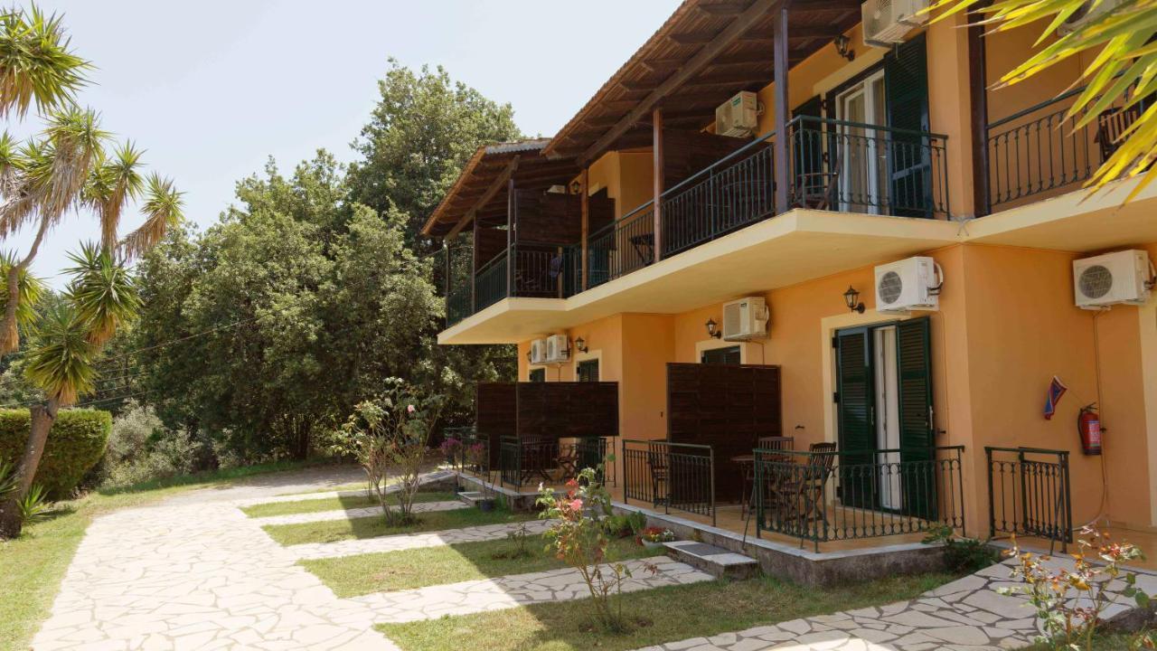 Habitat Villa Corfu Dassia  Buitenkant foto